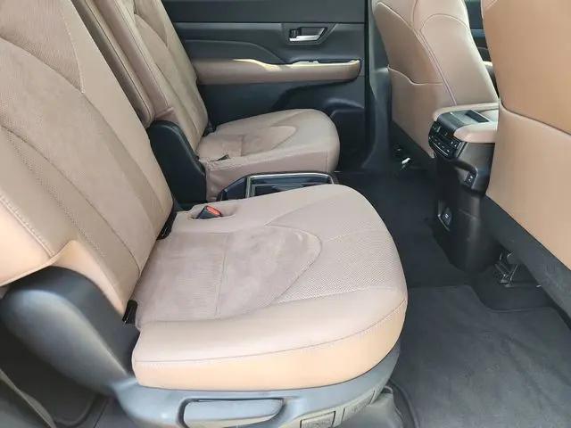 2026 Toyota Grand Highlander MAX Platinum