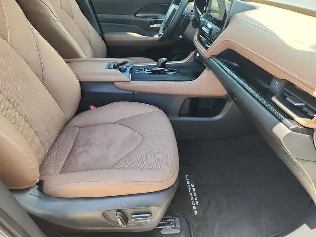 2026 Toyota Grand Highlander MAX Platinum