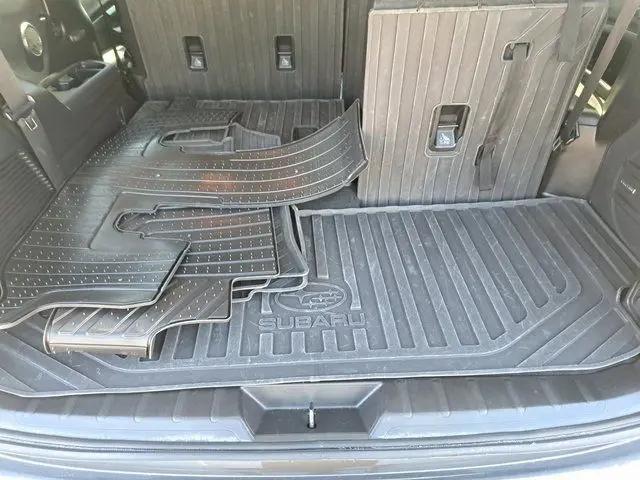 2023 Subaru Ascent Limited 8-Passenger