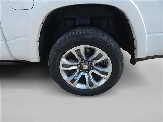 2020 Ram 1500 Laramie Longhorn Crew Cab 4x4 5'7" Box