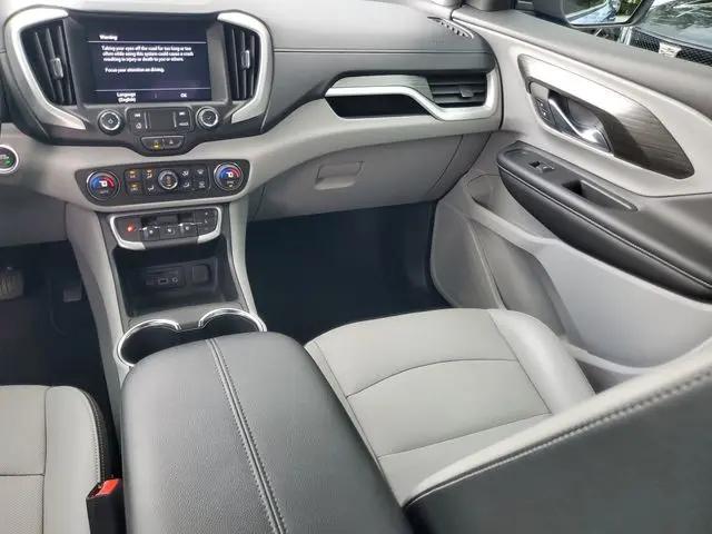 2024 GMC Terrain FWD SLT