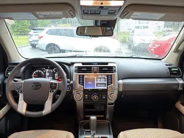 2024 Toyota 4Runner SR5