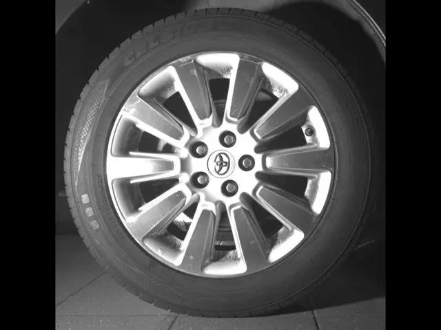 2015 Toyota Sienna Limited Premium 7 Passenger