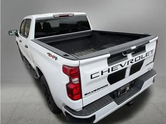2024 Chevrolet Silverado 1500 4WD Crew Cab Short Bed Custom