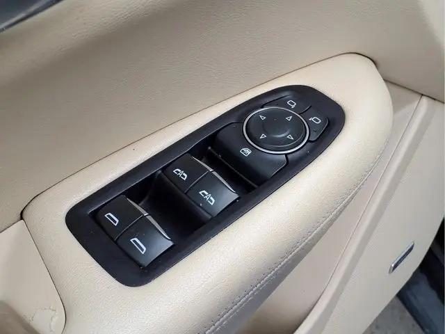 2019 Cadillac XT5 Standard