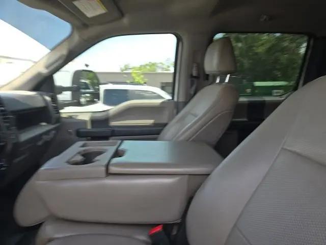 2022 Ford F-550 XL