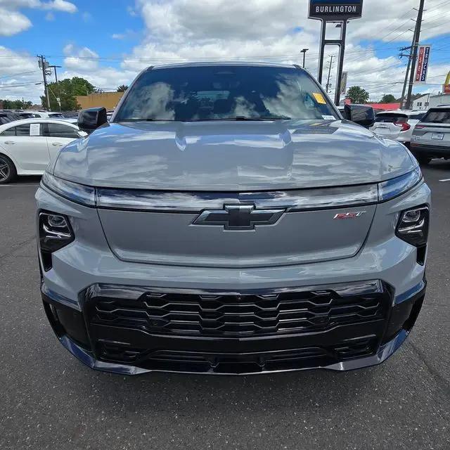 2025 Chevrolet Silverado EV RST