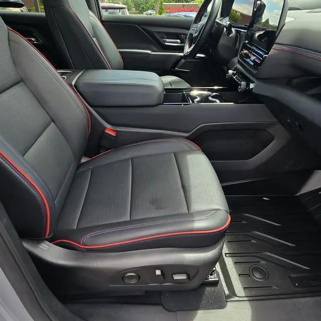 2025 Chevrolet Silverado EV RST