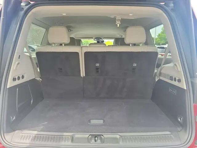 2024 Jeep Wagoneer Series II 4x2