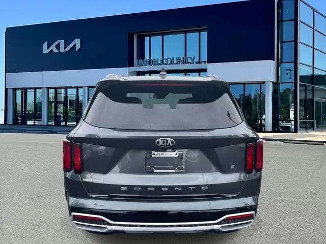 2021 Kia Sorento S