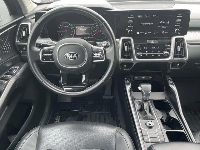 2021 Kia Sorento S
