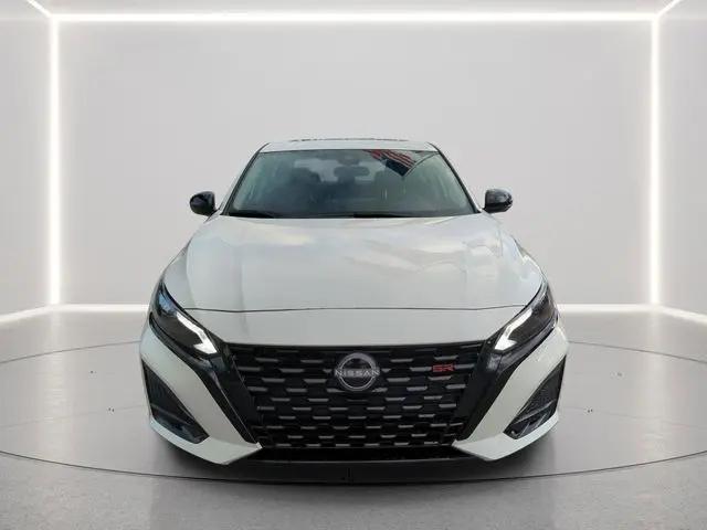 2026 Nissan Altima SR FWD