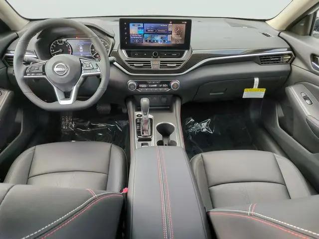 2026 Nissan Altima SR FWD
