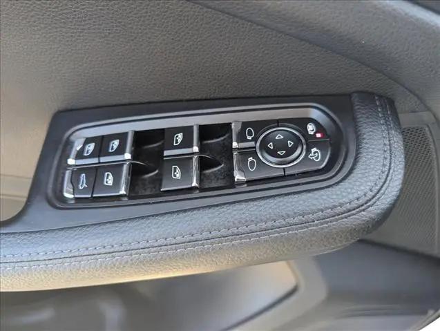 2021 Porsche Macan Macan