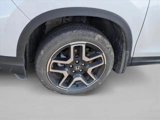 2023 Honda Passport AWD Elite