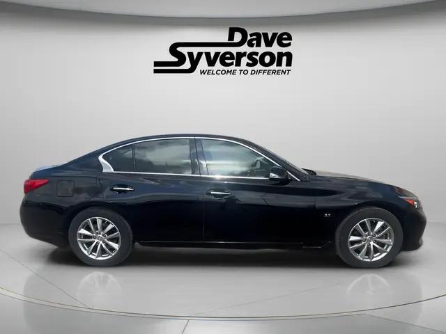 2015 INFINITI Q50 Premium