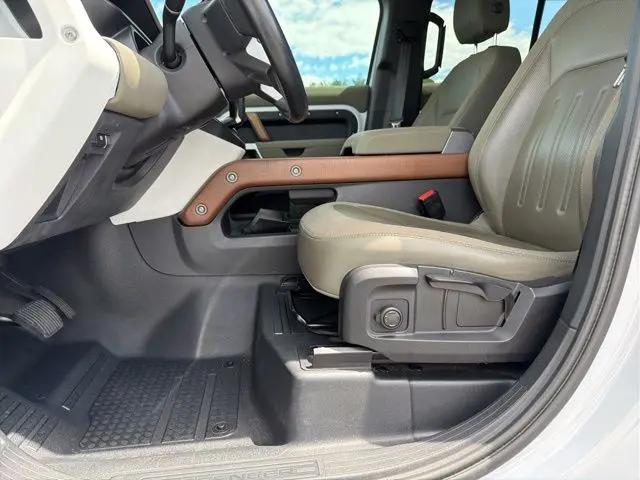 2021 Land Rover Defender 110 S