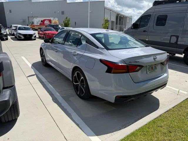 2024 Nissan Altima SR FWD