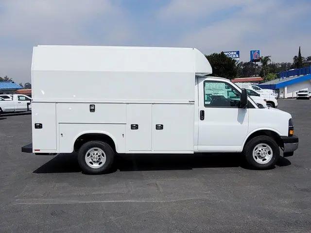 2026 Chevrolet Express Cutaway Work Van