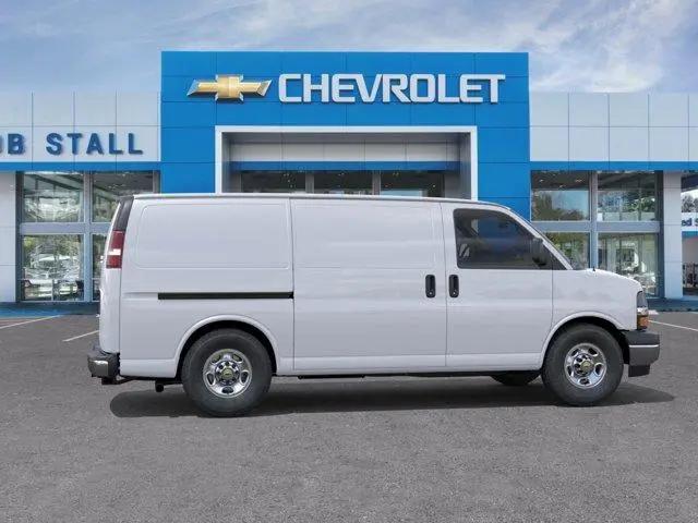 2026 Chevrolet Express Cargo Van 2500 Regular Wheelbase, WT, RWD