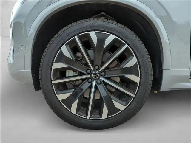 2025 Volvo XC90 Plug-In Hybrid T8 Ultra 7-Seater
