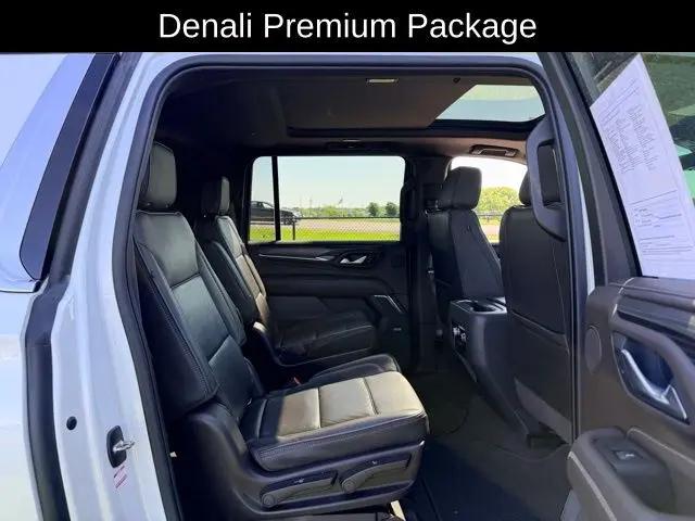 2022 GMC Yukon XL 4WD Denali