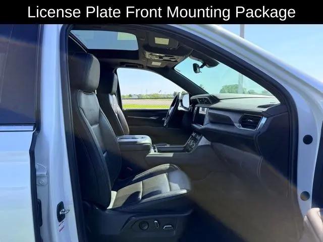 2022 GMC Yukon XL 4WD Denali
