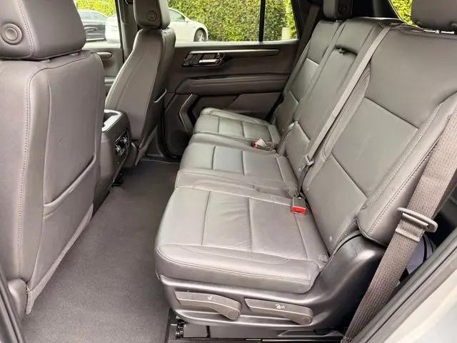 2025 Chevrolet Tahoe 4WD LT