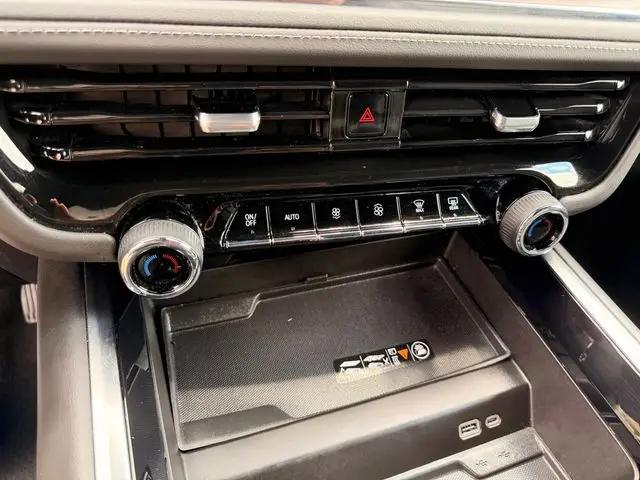 2025 Chevrolet Tahoe 4WD LT