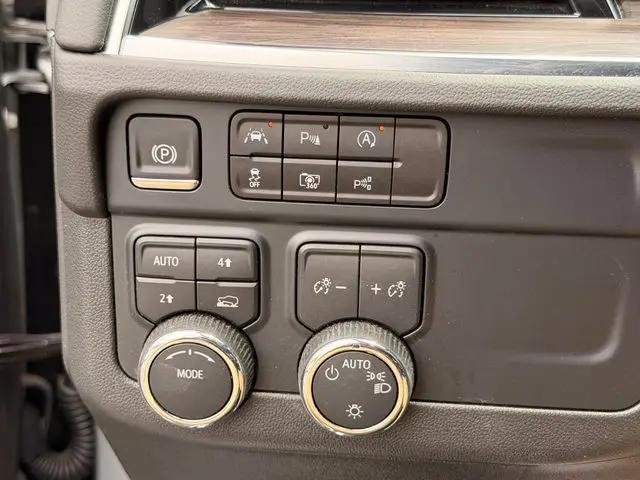 2025 Chevrolet Tahoe 4WD LT