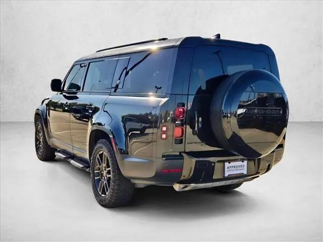 2023 Land Rover Defender 130 SE