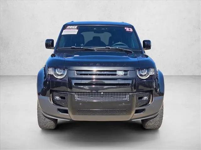2023 Land Rover Defender 130 SE