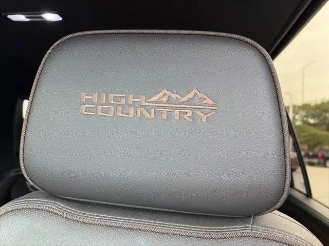 2021 Chevrolet Suburban 2WD High Country