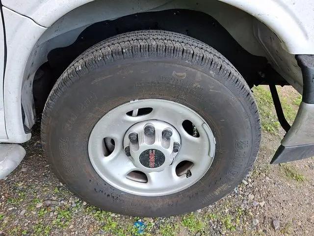 2024 GMC Savana Cargo RWD 2500 Regular Wheelbase Work Van