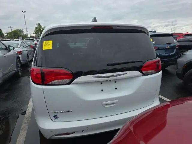 2021 Chrysler Voyager L