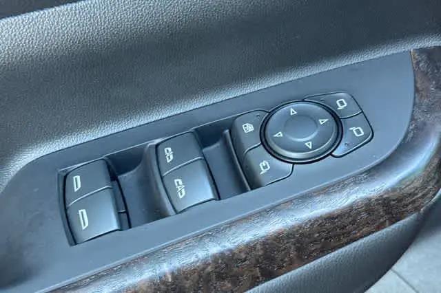 2023 GMC Acadia AWD Denali