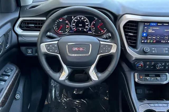 2023 GMC Acadia AWD Denali