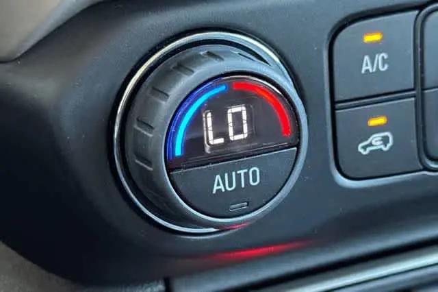 2023 GMC Acadia AWD Denali