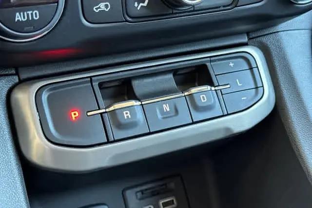 2023 GMC Acadia AWD Denali