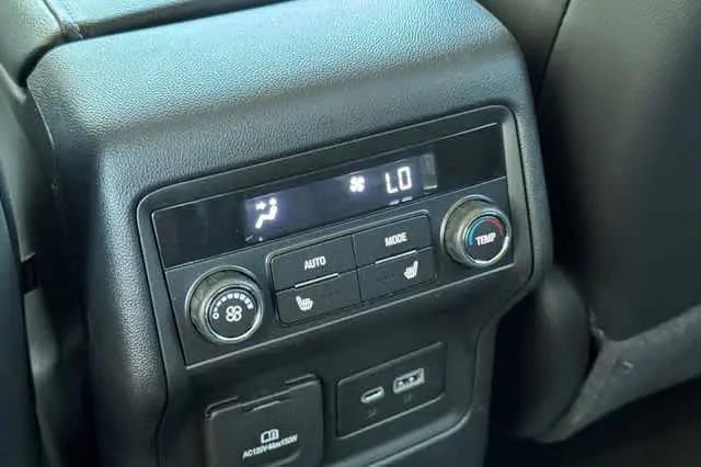 2023 GMC Acadia AWD Denali