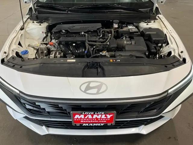 2024 Hyundai Elantra SEL