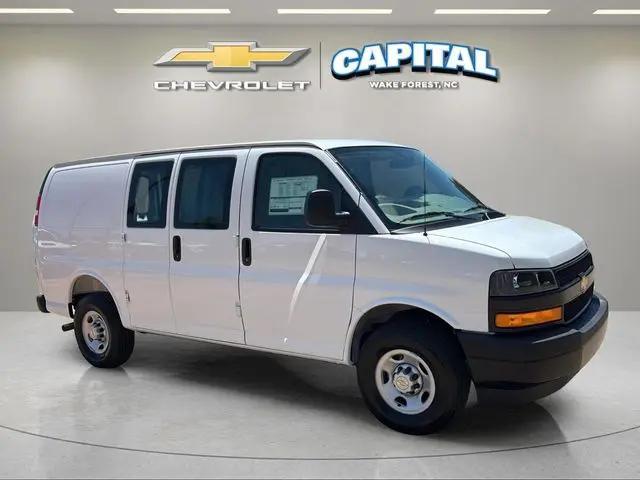 2026 Chevrolet Express Cargo Van 2500 Regular Wheelbase, WT, RWD