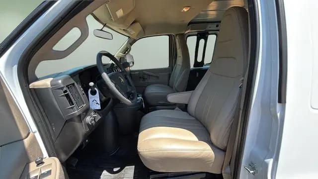 2026 Chevrolet Express Cargo Van 2500 Regular Wheelbase, WT, RWD