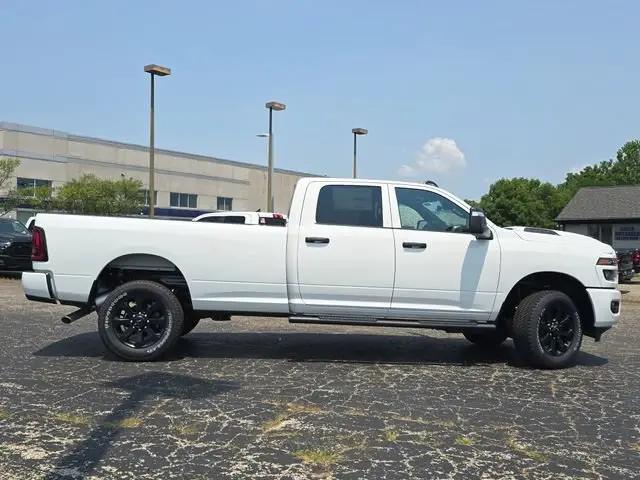 2026 Ram 2500 Black Express Crew Cab 4x4 8 Box