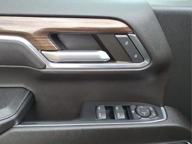2023 Chevrolet Silverado 1500 4WD Double Cab Standard Bed LT