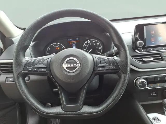 2023 Nissan Altima S FWD