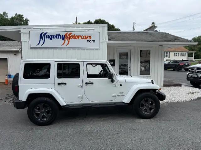 2016 Jeep Wrangler Unlimited Sahara