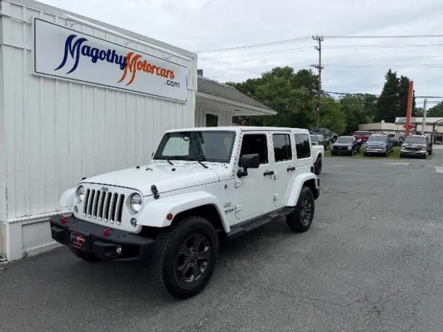 2016 Jeep Wrangler Unlimited Sahara