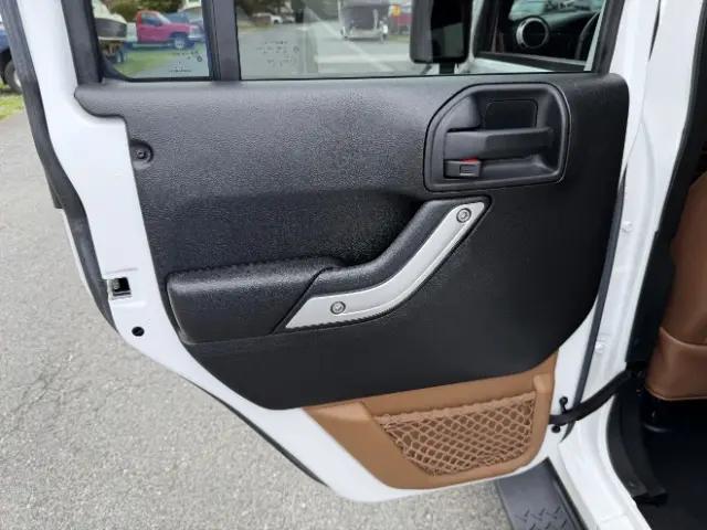2016 Jeep Wrangler Unlimited Sahara