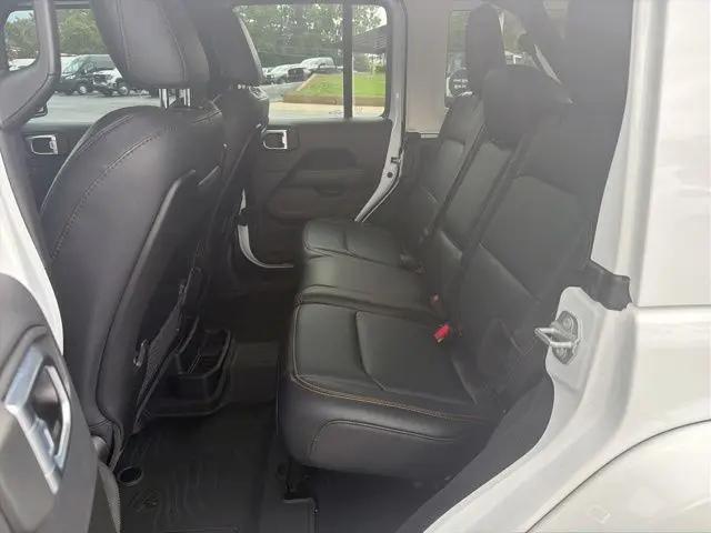 2024 Jeep Wrangler 4-Door Sahara 4x4